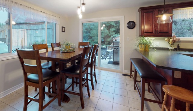 Quaint Rural Property Nestled in historic Halloway Heights