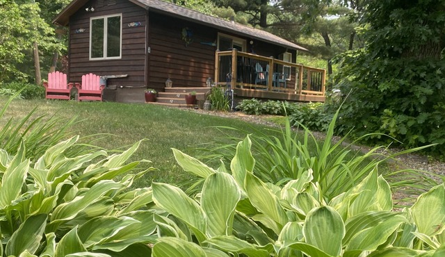 Quaint seclusion, steps from the backwaters of the Mississippi.