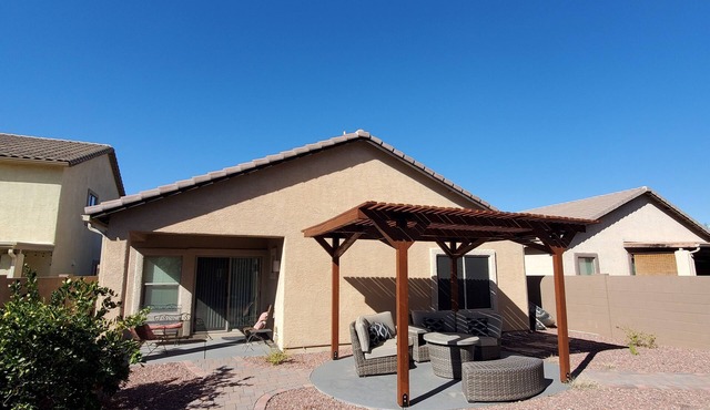 Quaint Single-Level Patio Home in N. Tuscon