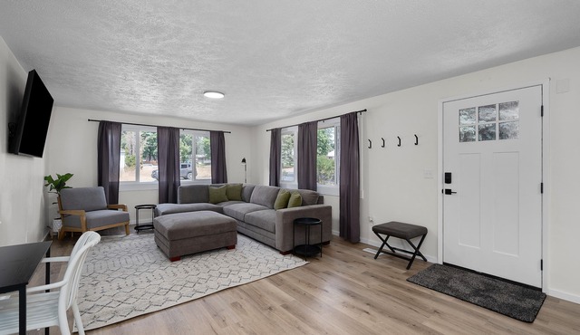 Quaint Spokane Valley Home