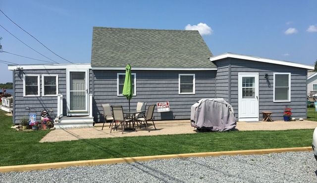 Quaint Summer Cottage