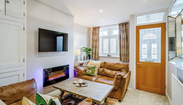 Quaint Yorkshire retreat, perfect for couples, friends, or small families.