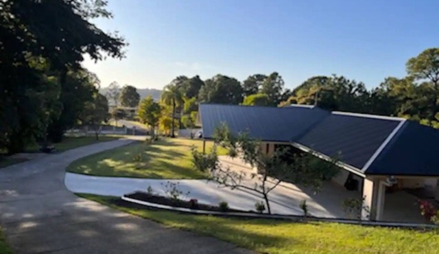 Quality acreage home just 5 minutes to the theme parks and easy access to the M1