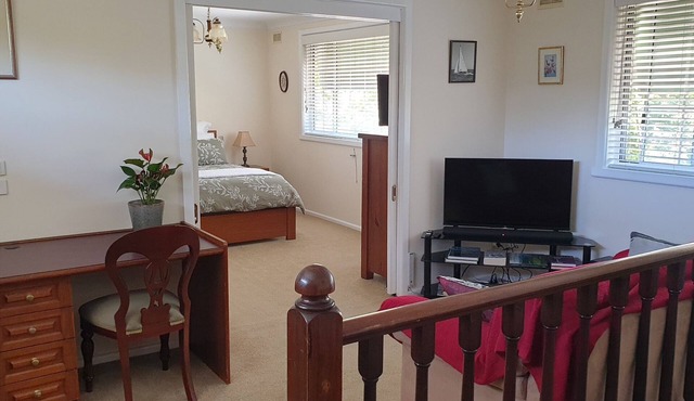 Quality B & B close to Blackburn Lake in Melbourne's Eastern Suburbs