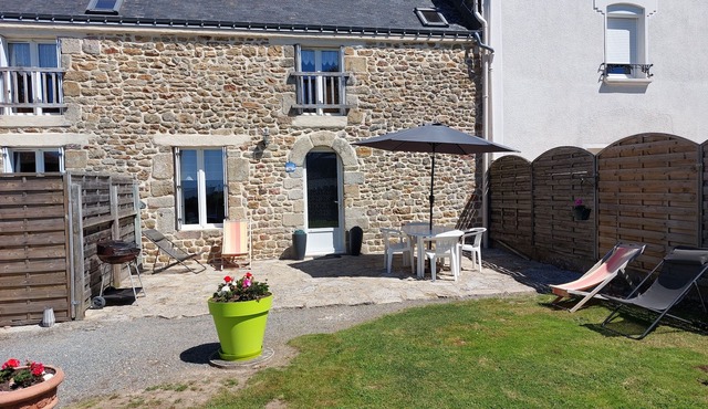 Quality cottage in an old farmhouse
