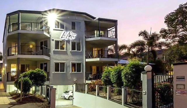 Quality Esplanade Apartment