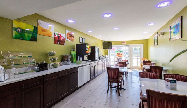 Quality Inn Albertville US 431