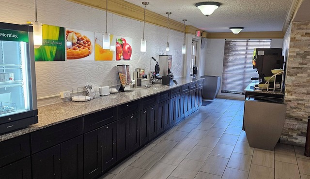 Quality Inn Aurora Denver