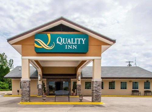 Quality Inn Cairo I-57