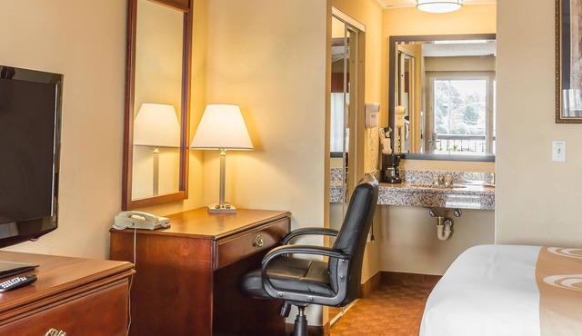 Quality Inn Calera I-65 exit 231