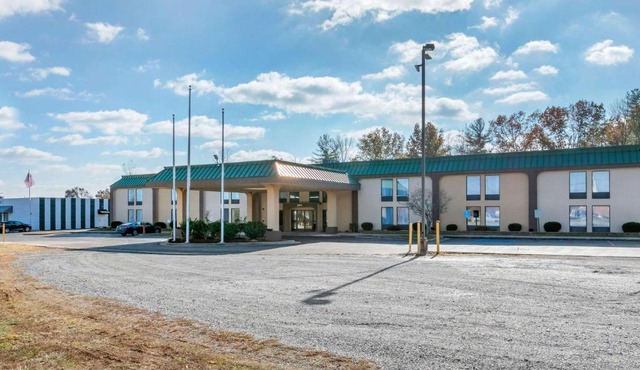 Quality Inn Cape Girardeau North
