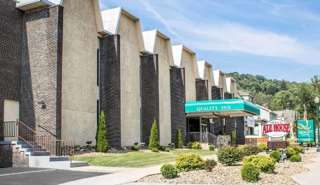 Quality Inn & Conference Center Franklin Downtown