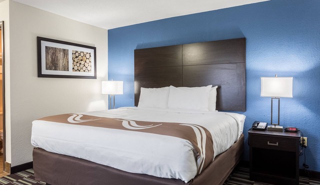 Quality Inn Farmington