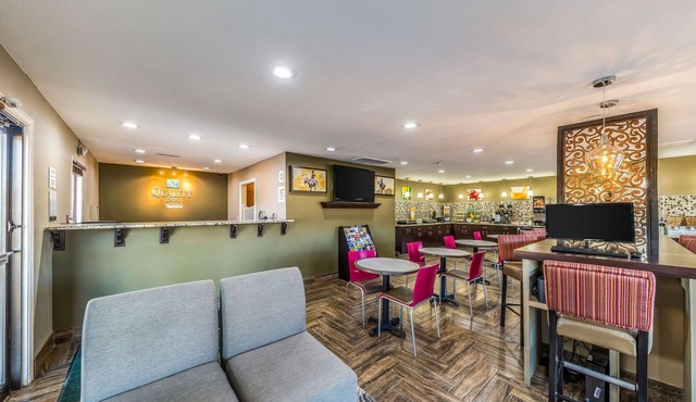 Quality Inn Glenpool - Tulsa