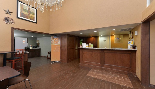 Quality Inn Gonzales
