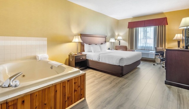 Quality Inn Greenville North