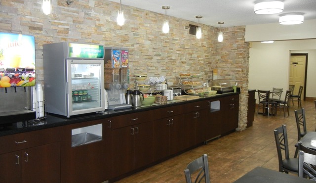 Quality Inn Holland - Toledo