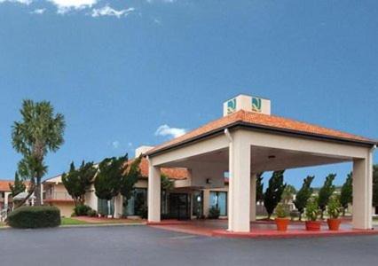 Quality Inn Marianna South