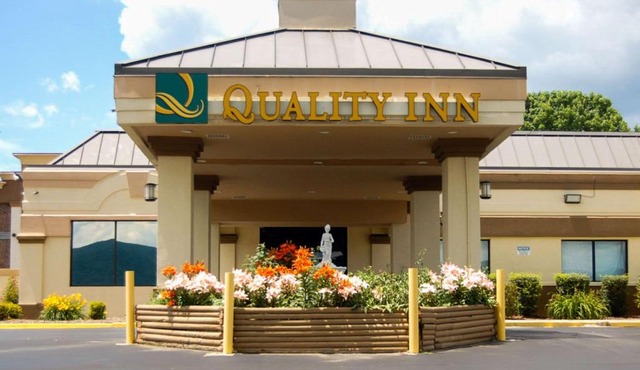 Quality Inn Mill Hall - Lamar