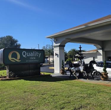 Quality Inn near Blue Spring