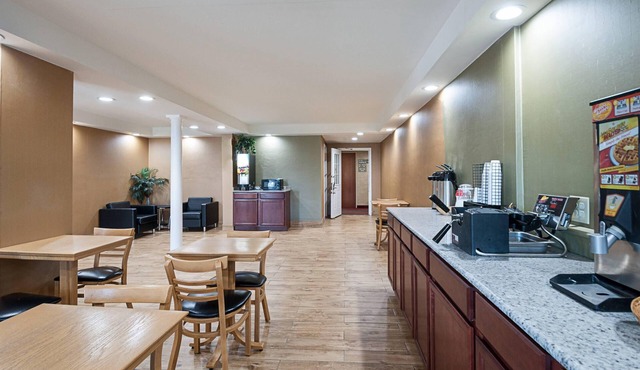 Quality Inn Near Pimlico Racetrack
