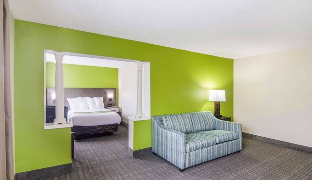 Quality Inn near University of Mobile