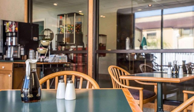 Quality Inn New Columbia–Lewisburg