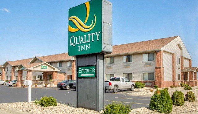 Quality Inn Ottawa near Starved Rock State Park
