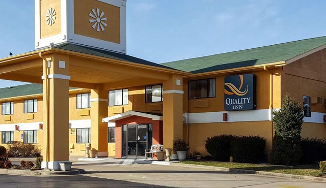 Quality Inn Ozark-Springfield South