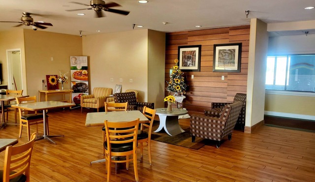 Quality Inn Peru near Starved Rock State Park