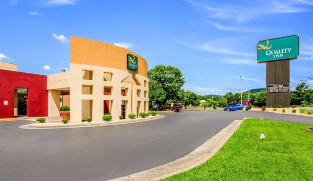 Quality Inn Roanoke Airport