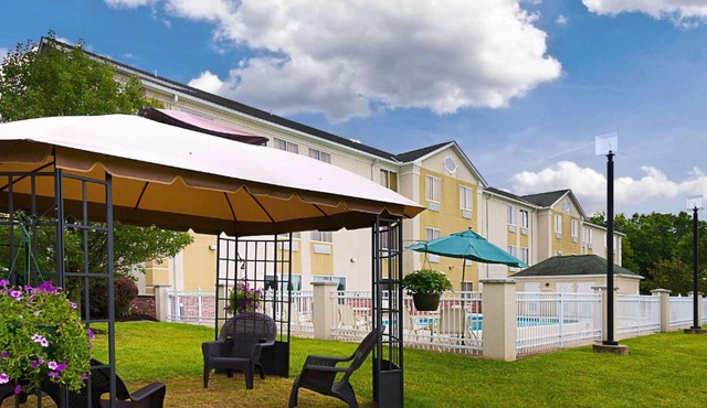 Quality Inn Spring Mills - Martinsburg North