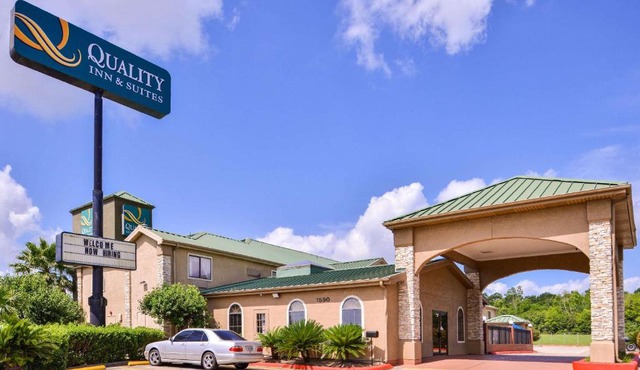Quality Inn & Suites Beaumont