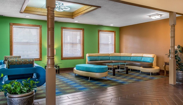 Quality Inn & Suites Bedford West