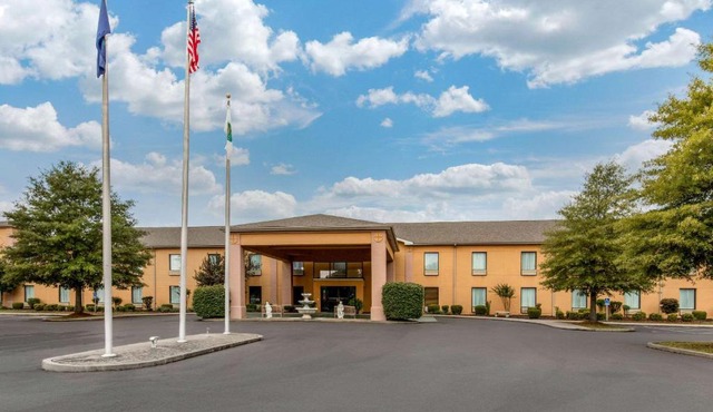 Quality Inn & Suites Benton - Draffenville