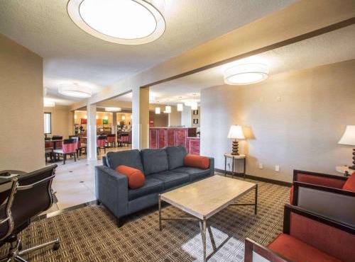 Quality Inn & Suites Boonville - Columbia