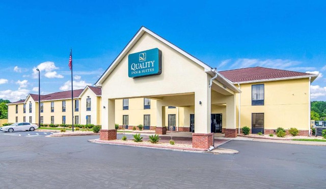 Quality Inn & Suites Canton, GA