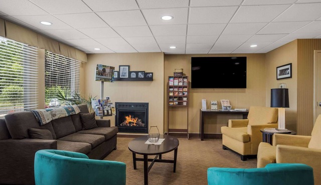 Quality Inn & Suites Chambersburg Northeast