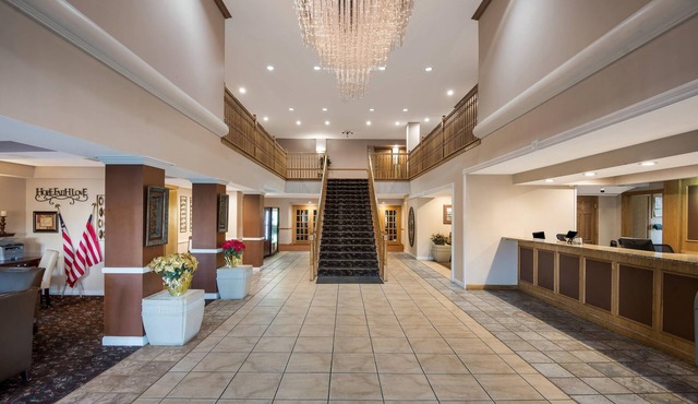 Quality inn & Suites Cincinnati I-275