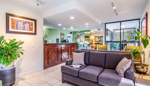 Quality Inn & Suites Creedmoor - Butner