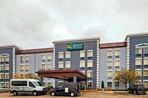Quality Inn & Suites CVG Airport