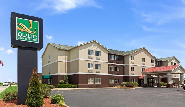 Quality Inn & Suites Ferdinand