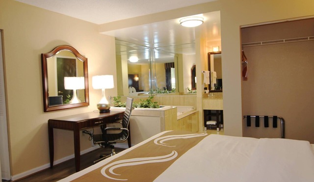 Quality Inn & Suites Franklin