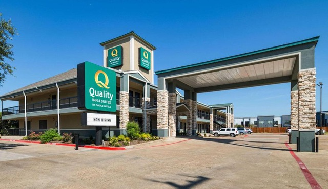 Quality Inn & Suites Garland - East Dallas