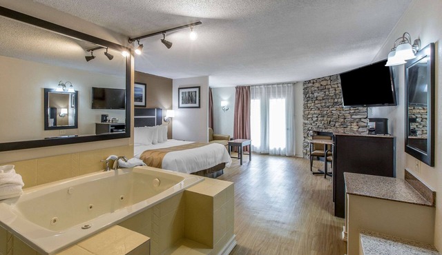 Quality Inn & Suites Gatlinburg North