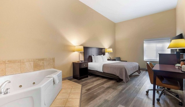 Quality Inn & Suites Groesbeck North