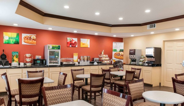Quality Inn & Suites Houma