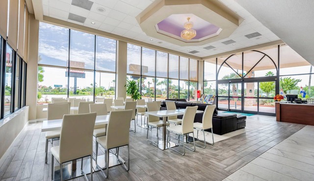 Quality Inn & Suites Kissimmee near Main Gate