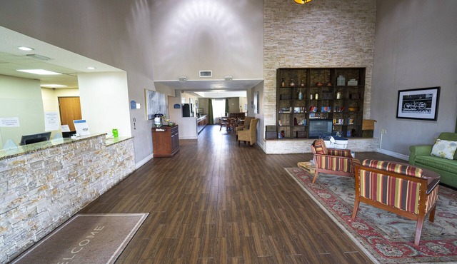 Quality Inn & Suites Monroeville South