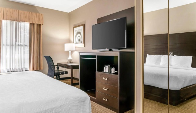 Quality Inn & Suites Monroe